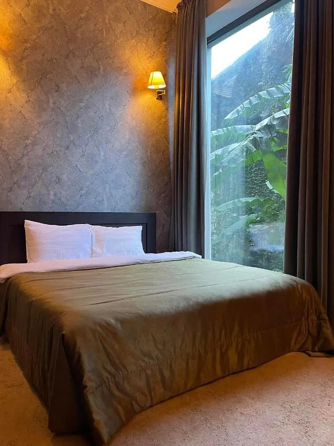 ****  Monte Carlo Hotel Batumi Georgien